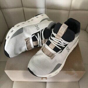 ON Running Cloudnova Women's Shoes